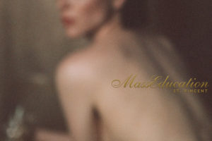 インディーロックの女王、St .Vincent（セイント・ヴィンセント）がアルバム『MassEducation』より「Savior」のMVを公開！