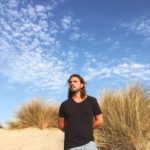 “フランスのNed Doheny（ネッド・ドヒニー）”ことAl Sunny（アル・サニー）、話題の2ndアルバム『Planets』から「A Million Miles Away」のライヴ映像を公開！