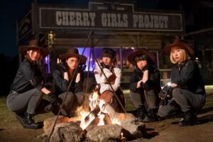 CHERRY GIRLS PROJECT、完売したワンマン公演の場で、10月に全国ツアーを行なうことを発表。ファイナル公演で彼女たちは、TSUTAYA O-EASTの舞台に立つ!!!!!