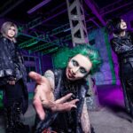 あなたは、本当の「混沌」を知っているか…。その答えをHOLLOW SHADEがアルバムを通して示してきた。