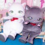 V系シーンのゆるキャラこと「ぶいにゃす＆やみにゃす」が、初のイベントを開催!!