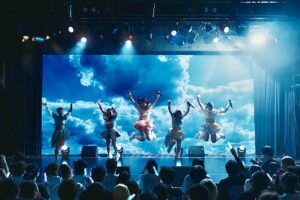 池袋harevutaiでのワンマン公演を満員にしたIQ99。次は、恵比寿リキッドルームだ!!!!!