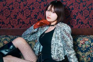 みなさん動画の印象から、「白瀬あかり=怖い人」という印象を持たれているようですが、実際に会うと、「めちゃめちゃ真逆ですよね」とよく言われます(笑)。白瀬あかりインタビュー。